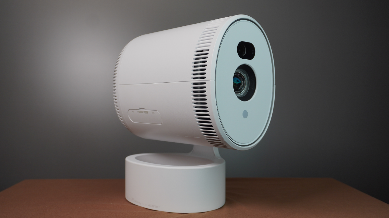 Lg Pu700R Portable Smart Projector - Projector Reviews - Image