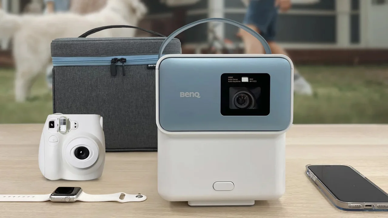 Benq Gp100A and Carry Case - Projector Reviews - Image