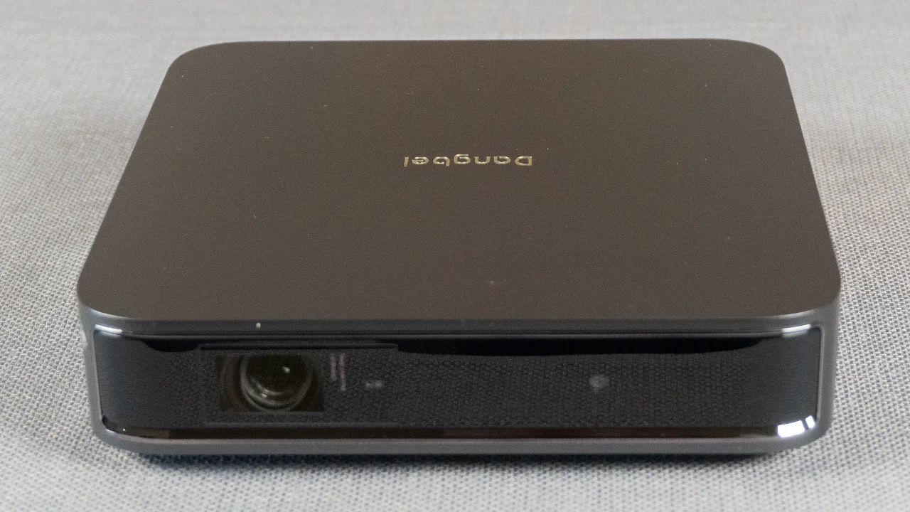 Dangbei-Atom-Sample-Front - Projector Reviews - Image