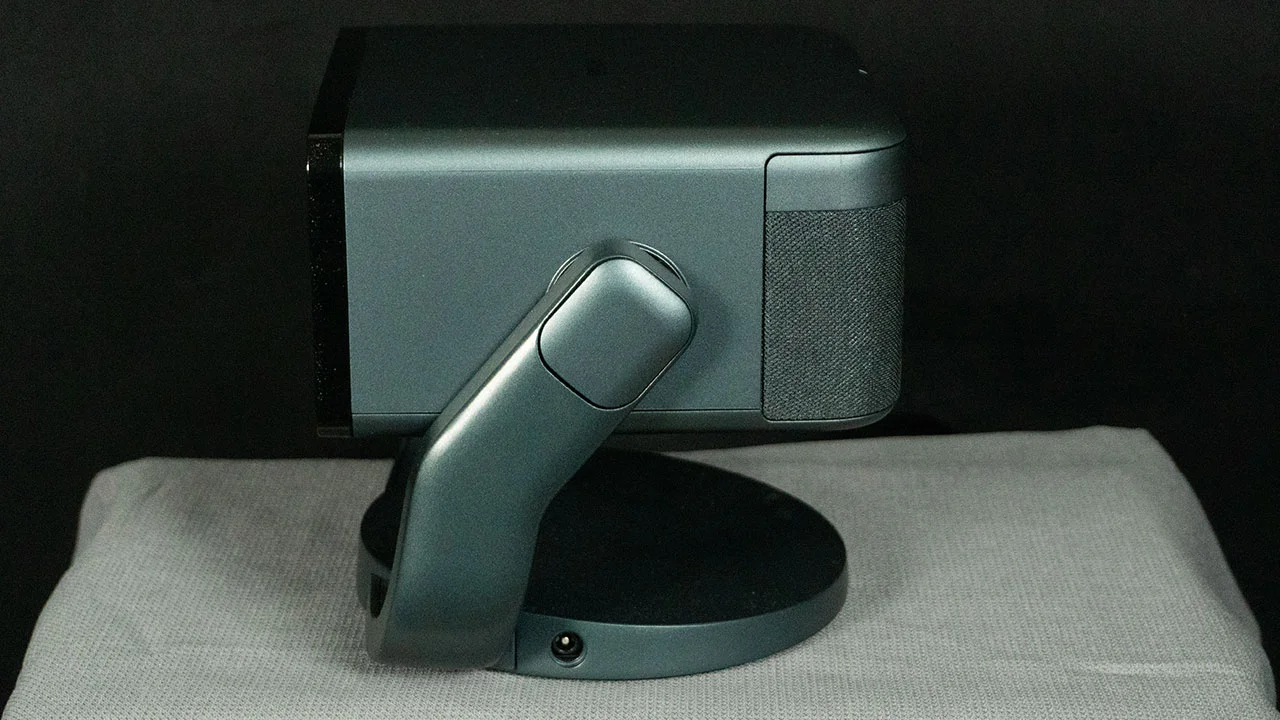 Epson-EF22-sample-side-2 - Projector Reviews Images