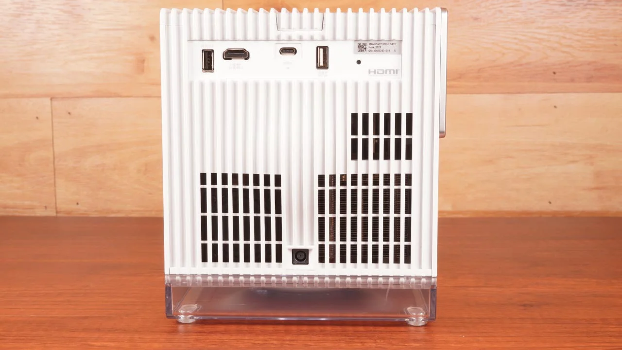 NOMVDIC_P1000_PJBProdShot#5 - Projector Reviews Images