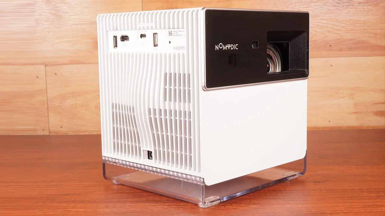 NOMVDIC_P1000_PJBProdShot#6 - Projector Reviews Images