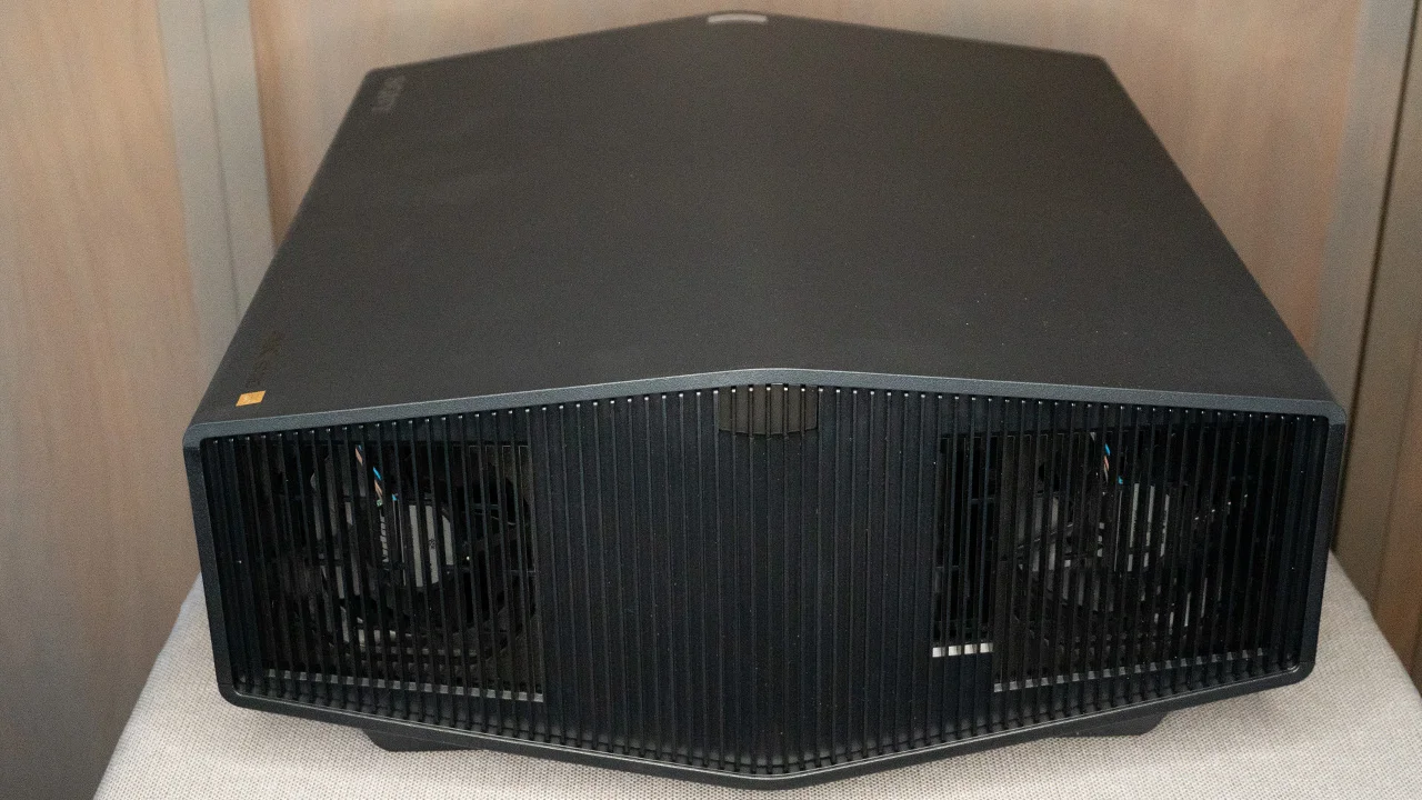 Sony-BRAVIA-8-Sample-rear - Projector Reviews Images